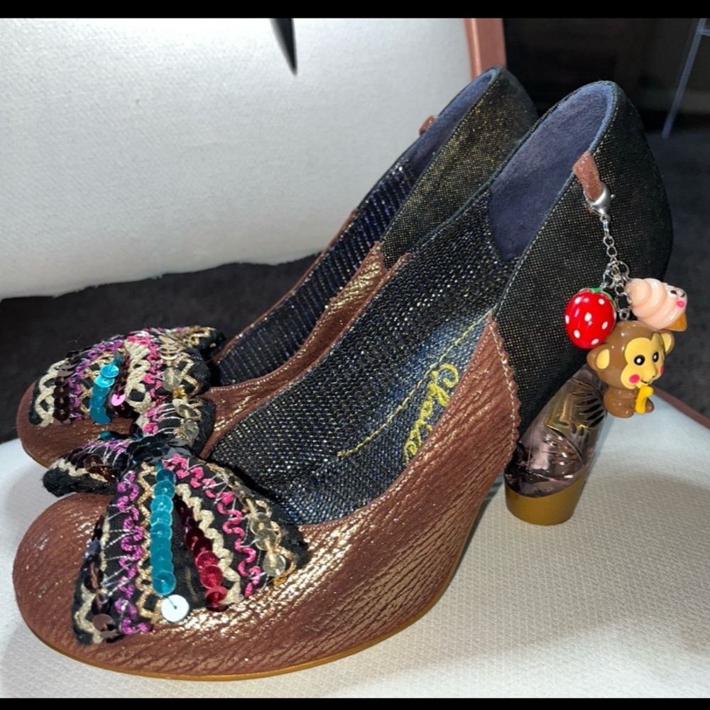 Irregular Choice Black and Brown Heels with Bow - Picture 2 of 6